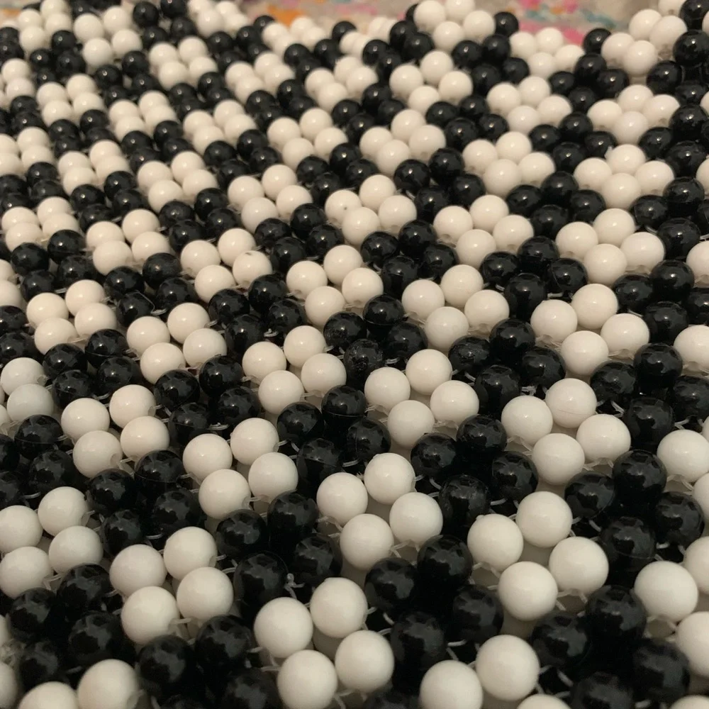 Beaded Handbag - Picture 4 of 4